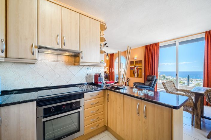 Image No.6-4 Bed House for sale