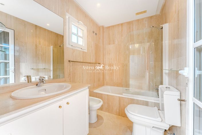 Image No.8-2 Bed Penthouse for sale