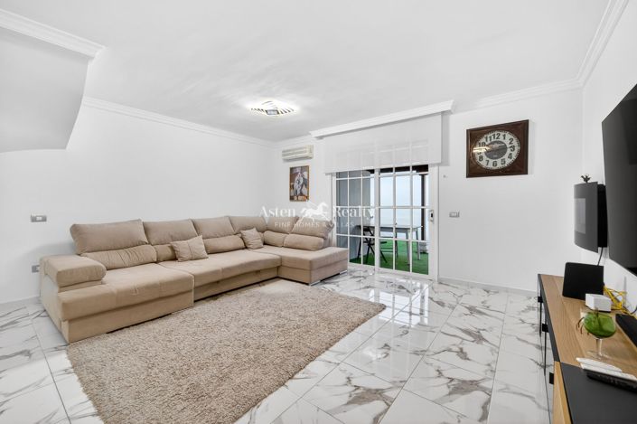 Image No.3-3 Bed House for sale