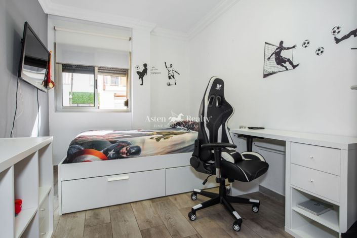 Image No.10-Appartement de 4 chambres à vendre à Playa San Juan