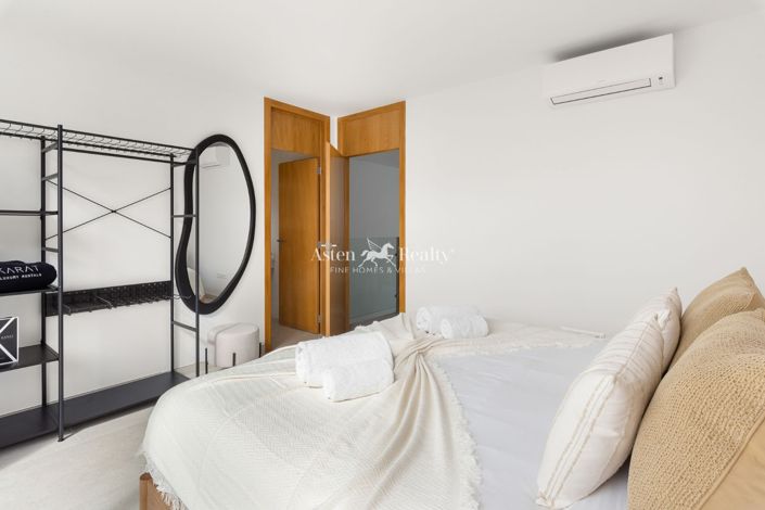 Image No.25-3 Bed House for sale