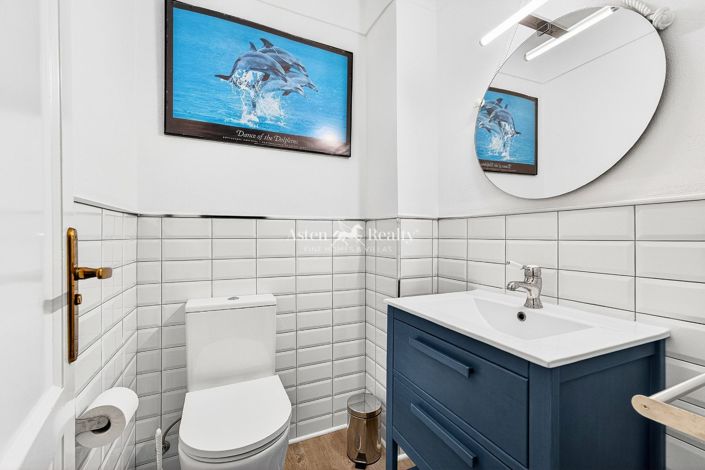 Image No.10-4 Bed Villa for sale