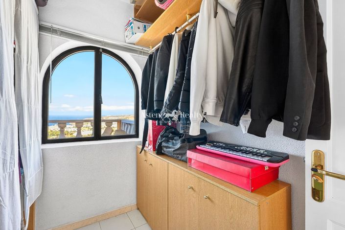 Image No.21-4 Bed Villa for sale