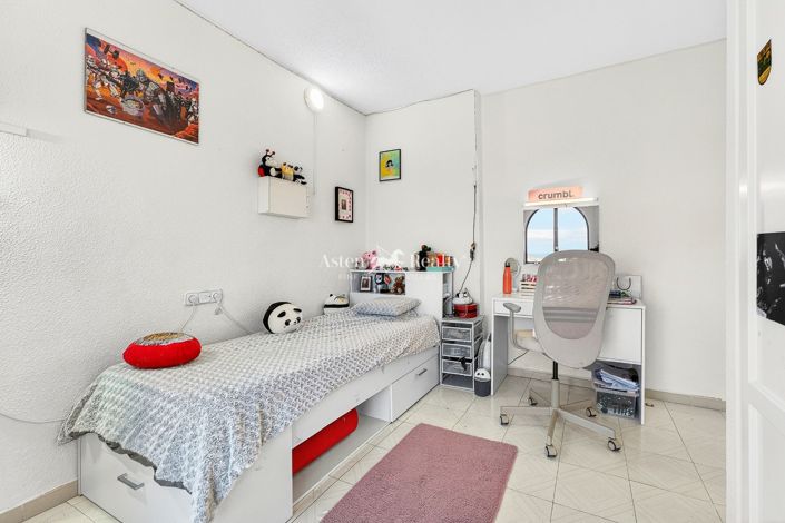 Image No.24-4 Bed Villa for sale