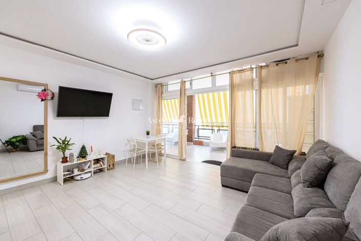 Image No.14-2 Bed Flat for sale