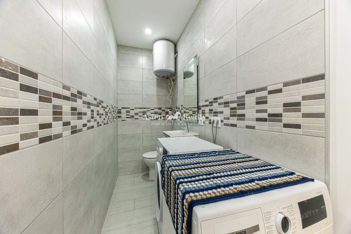 Image No.22-2 Bed Flat for sale
