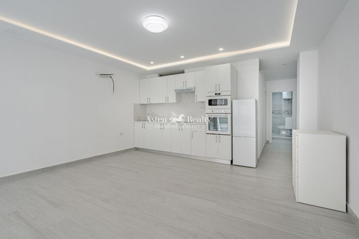 Image No.9-2 Bed Flat for sale