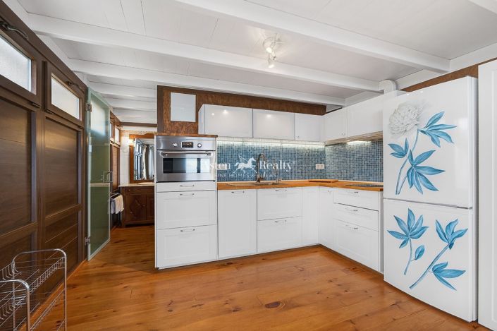 Image No.10-3 Bed Villa for sale