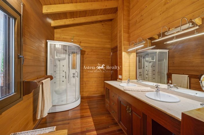 Image No.20-3 Bed Villa for sale