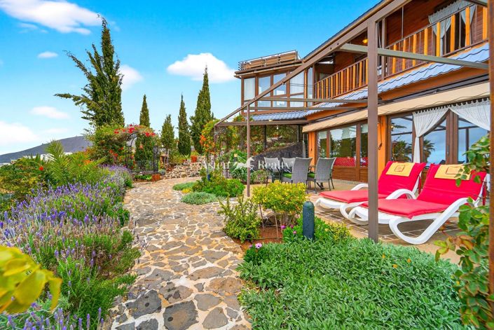 Image No.26-3 Bed Villa for sale