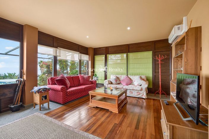 Image No.29-3 Bed Villa for sale