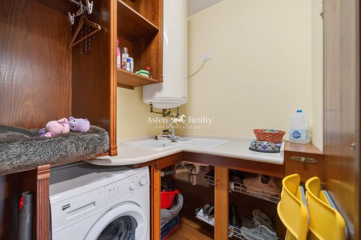 Image No.36-3 Bed Villa for sale