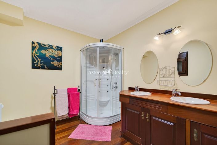 Image No.37-3 Bed Villa for sale