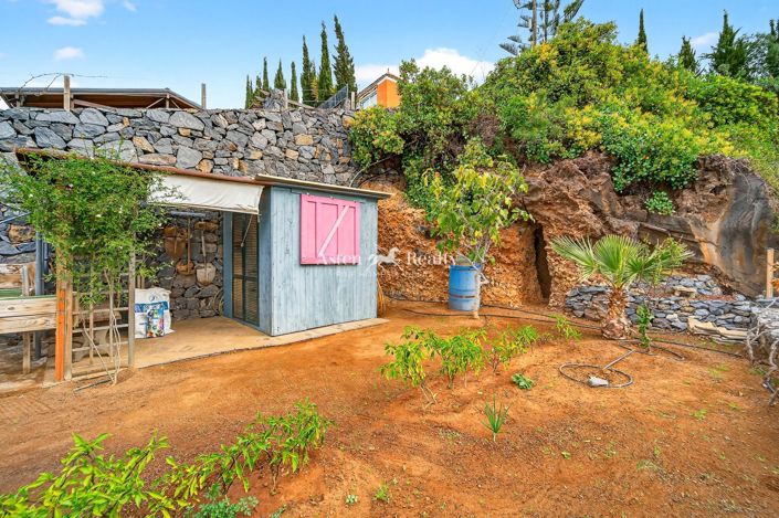 Image No.38-3 Bed Villa for sale