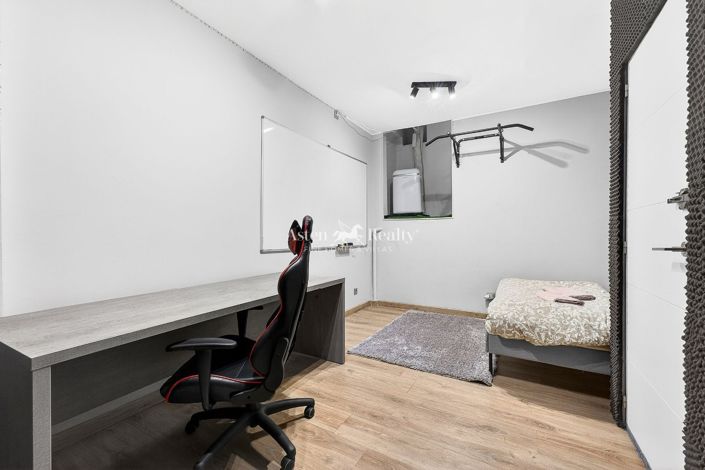 Image No.22-2 Bed House for sale