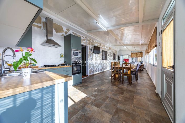 Image No.8-3 Bed Villa for sale