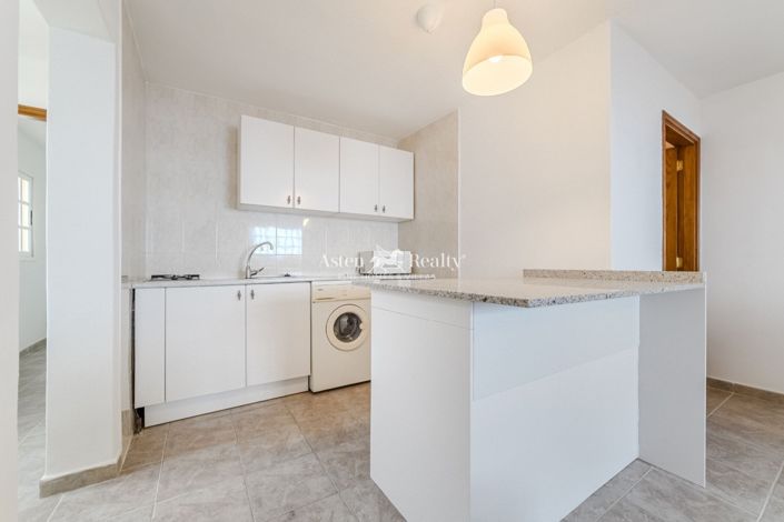 Image No.25-3 Bed House for sale