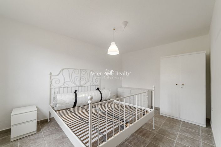 Image No.27-3 Bed House for sale