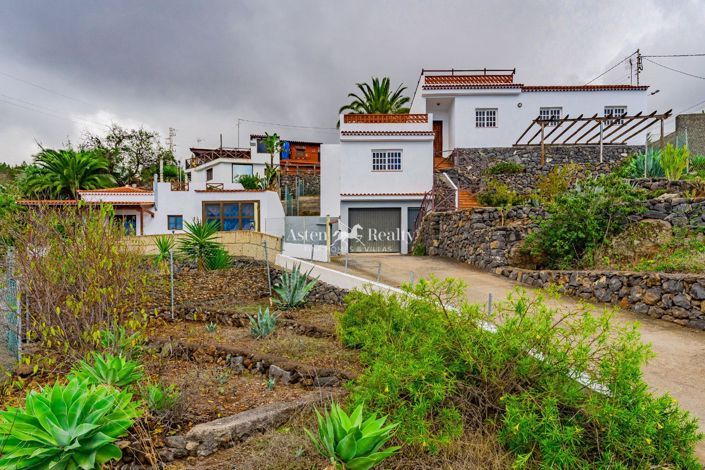 Image No.3-3 Bed House for sale