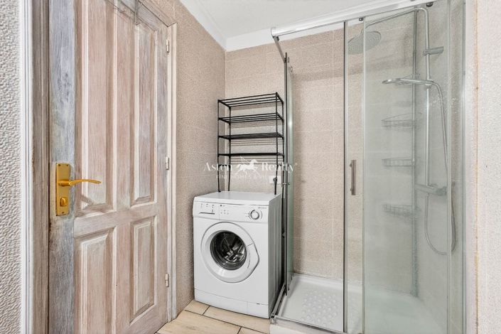 Image No.15-Studio for sale