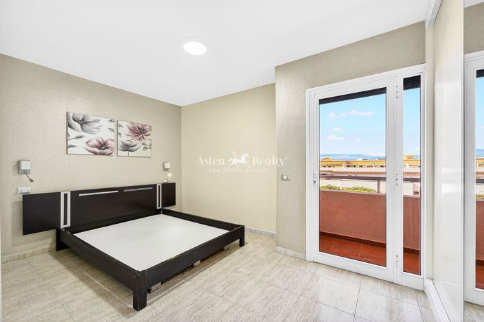 Image No.14-4 Bed Penthouse for sale