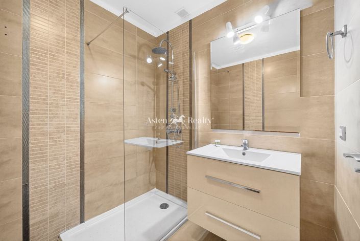 Image No.15-4 Bed Penthouse for sale