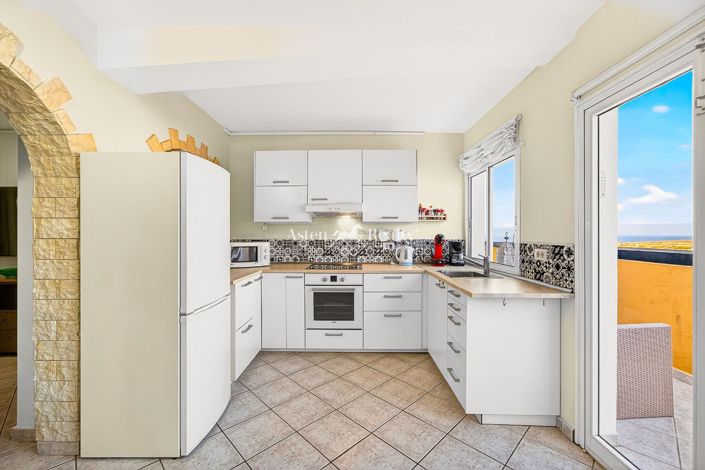 Image No.10-2 Bed Apartment for sale