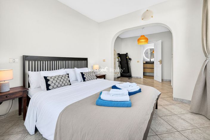 Image No.18-2 Bed Apartment for sale