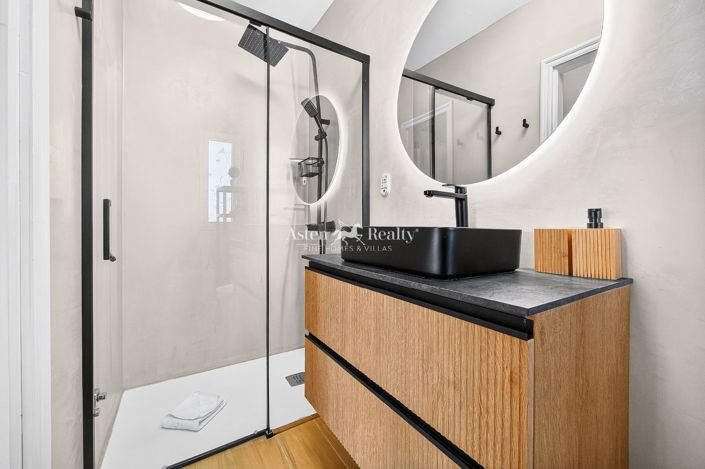 Image No.19-2 Bed Apartment for sale