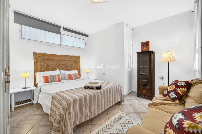 Image No.20-2 Bed Apartment for sale