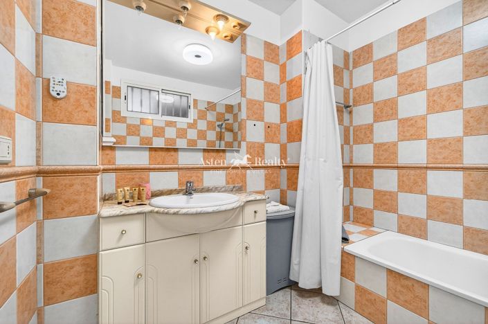 Image No.23-2 Bed Apartment for sale