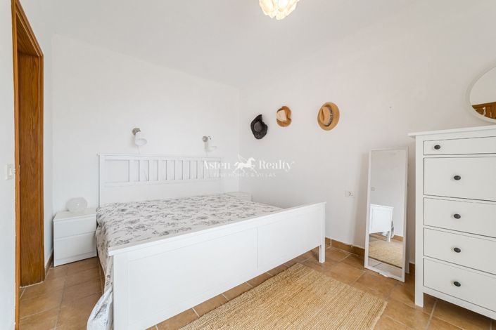 Image No.15-1 Bed House for sale