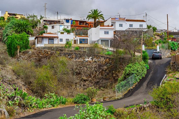 Image No.2-1 Bed House for sale