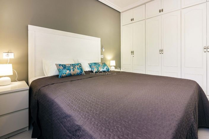 Image No.11-1 Bed Apartment for sale