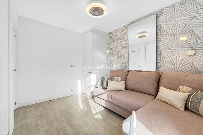 Image No.12-2 Bed Apartment for sale