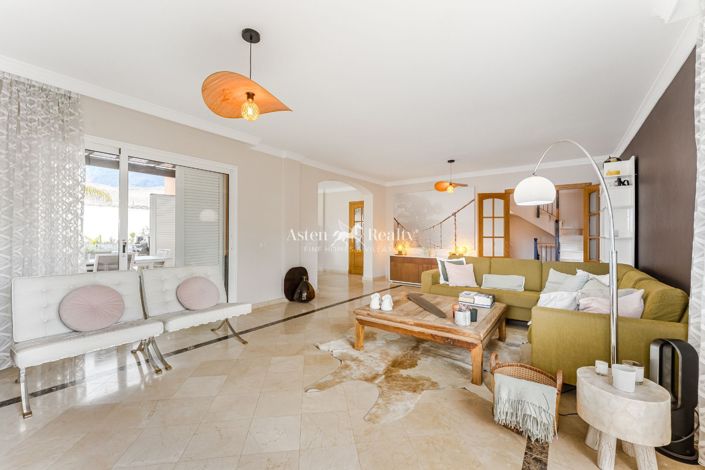 Image No.12-4 Bed Villa for sale