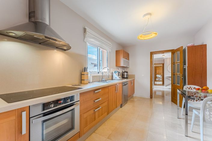 Image No.17-4 Bed Villa for sale