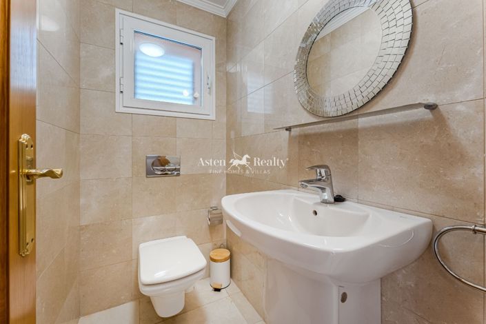 Image No.39-4 Bed Villa for sale