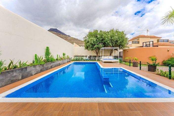 Image No.9-4 Bed Villa for sale