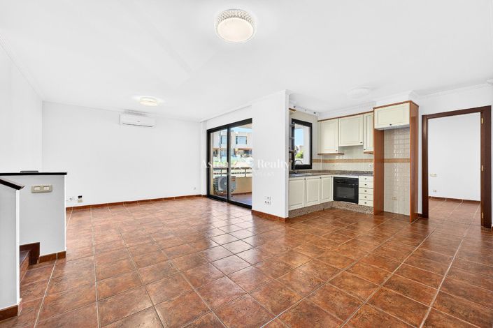 Image No.2-3 Bed House for sale