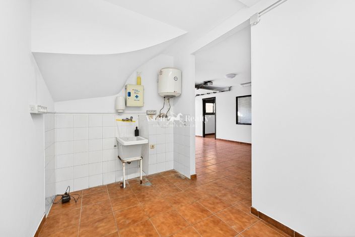 Image No.23-3 Bed House for sale