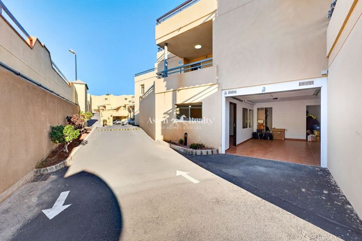 Image No.24-3 Bed House for sale