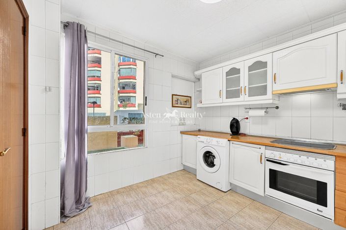 Image No.9-1 Bed Flat for sale