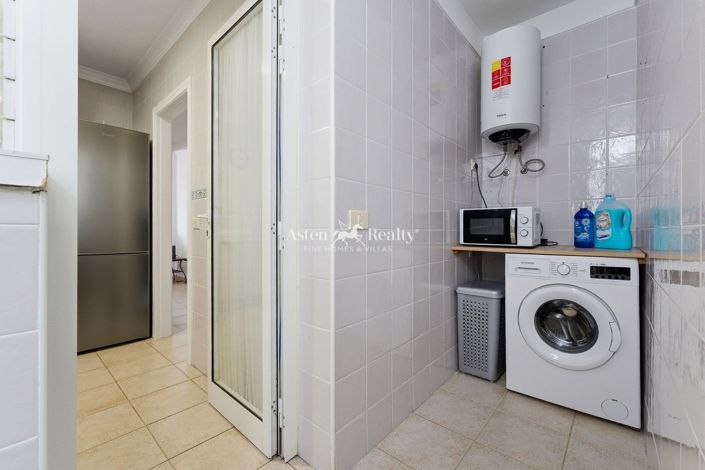 Image No.13-2 Bed Flat for sale