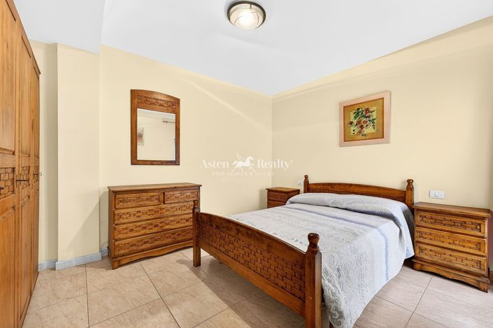 Image No.10-1 Bed Flat for sale