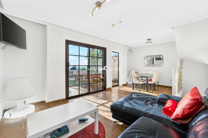 Image No.5-4 Bed House for sale