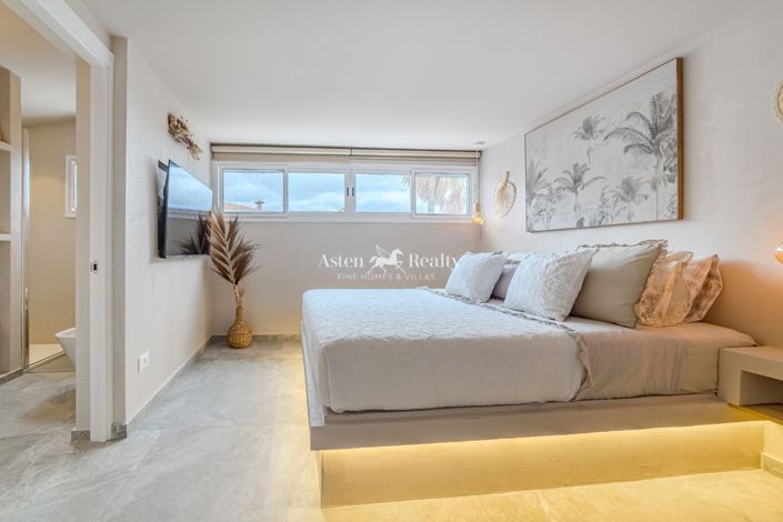 Image No.37-5 Bed Villa for sale