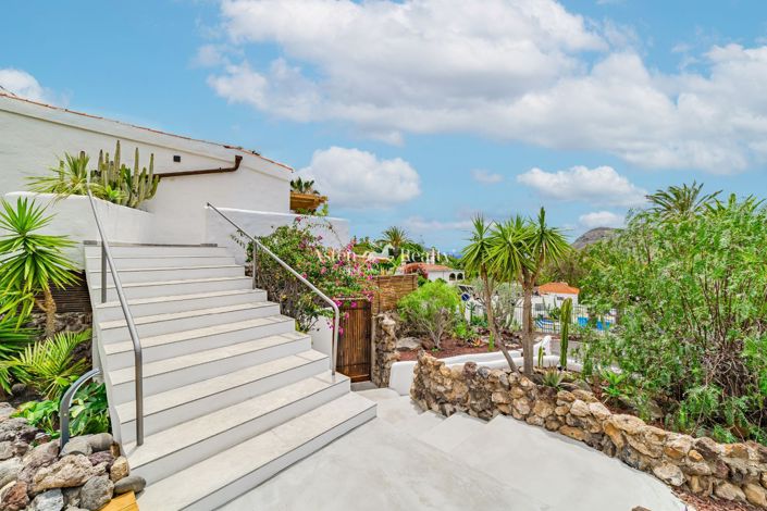 Image No.47-5 Bed Villa for sale