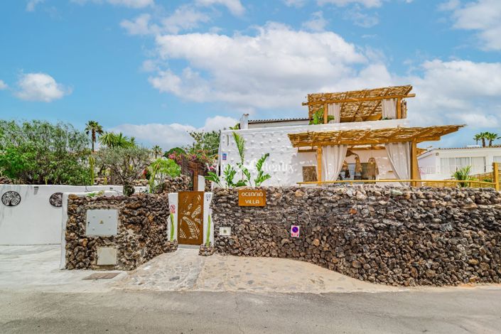 Image No.57-5 Bed Villa for sale