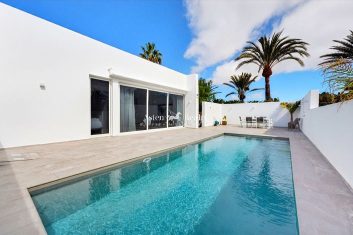 Image No.16-2 Bed Bungalow for sale